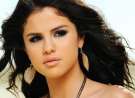 Selena Gomez Leaves Earrings wallpaper
